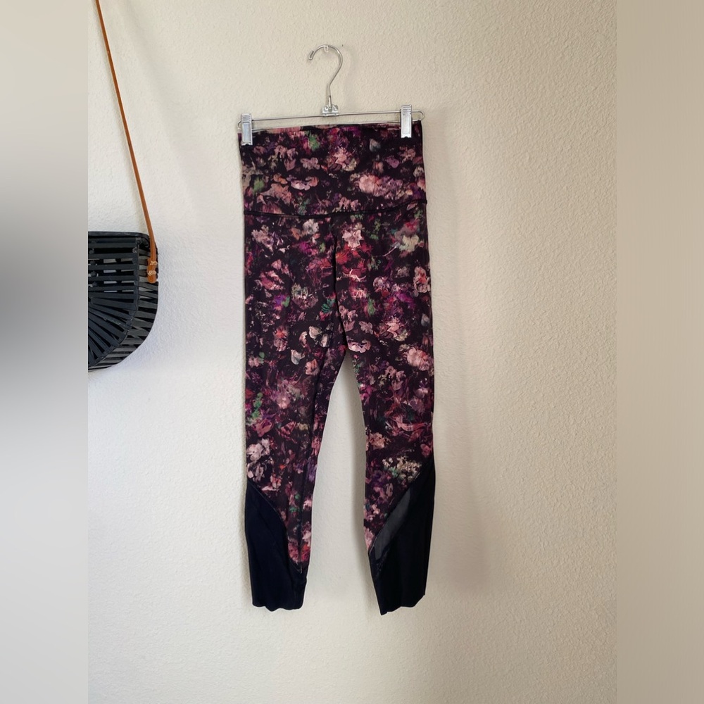Lululemon Floral Leggings, Size 4